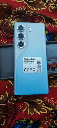 Tecno camon 40 Pro 8gb ram 256gb