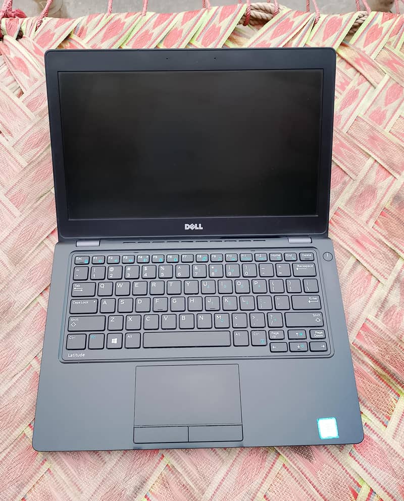 Dell latitude 5280, Core i5, 7th generation 0