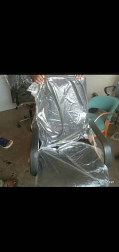 revolving chair full back