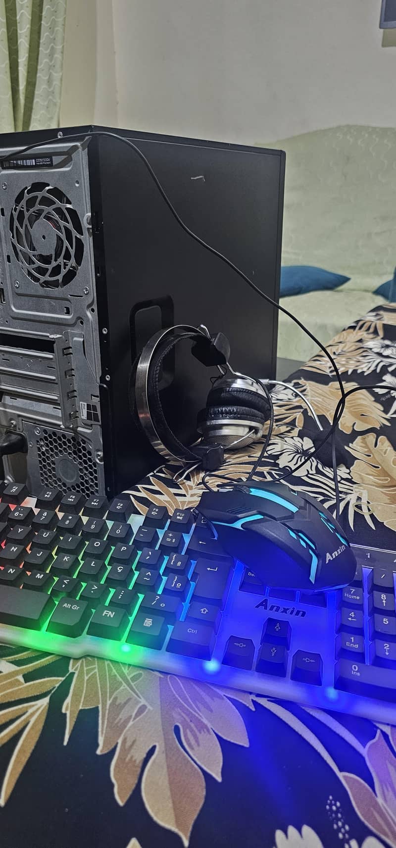 Gaming pc full setup with RGB keyboard And mouse Gta 5 installed 7