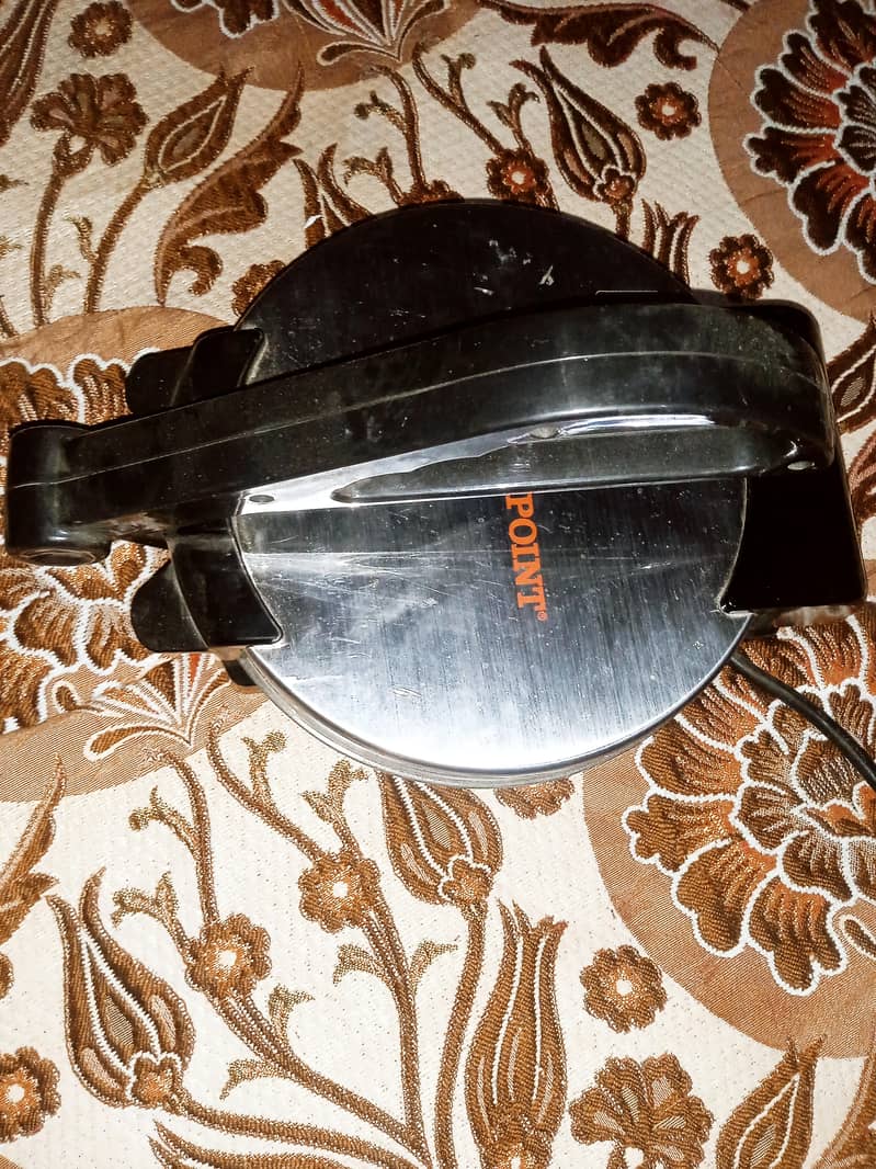 Roti maker in new condition 1