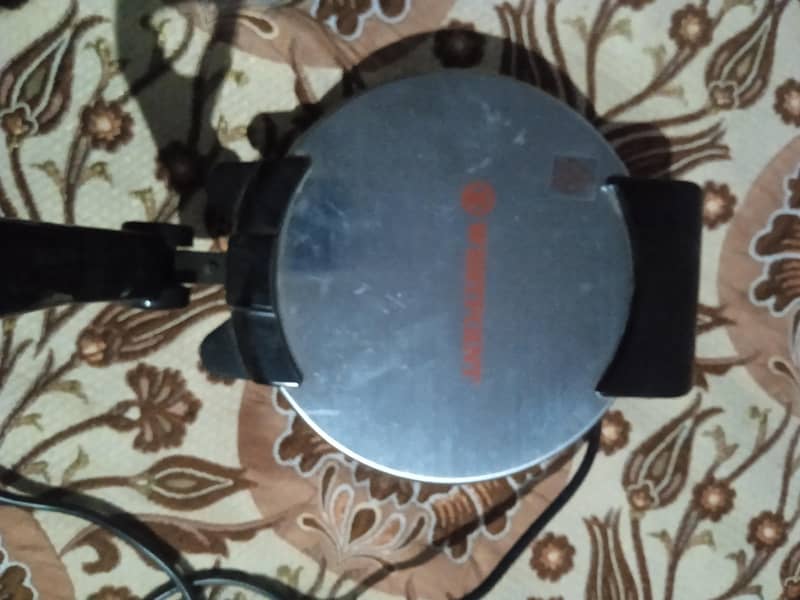 Roti maker in new condition 2