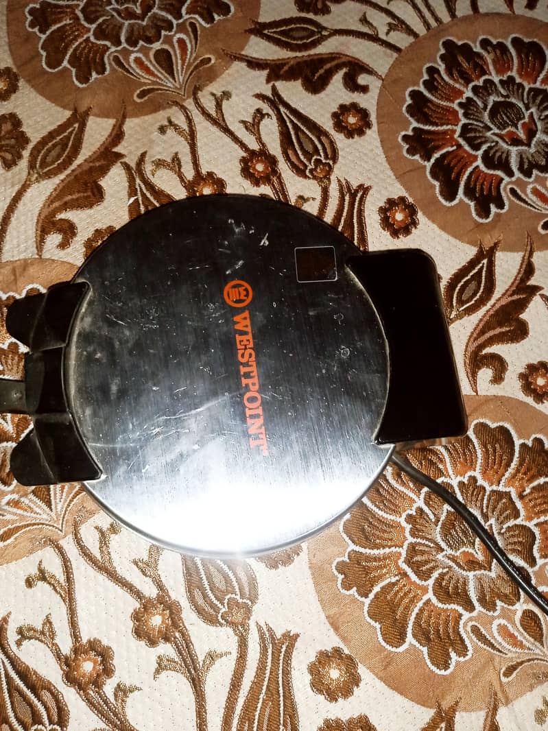 Roti maker in new condition 3