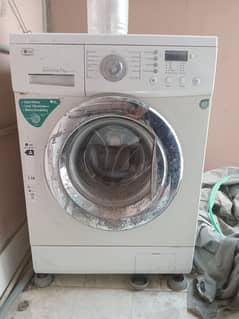 LG