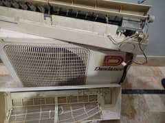 Dawlance 1 Ton used ac .