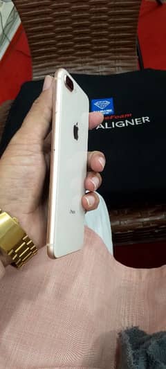 Iphone 8. puls . 256. gb approved