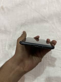 Iphone 7plus final price please serious person contact just WhatsApp.