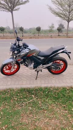 Honda CB250F TWISTER 2020 model Efi engine just 2600km driven