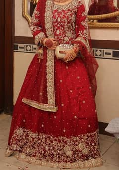 customized lehnga