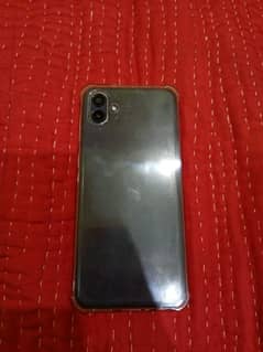 SAMSUNG A04