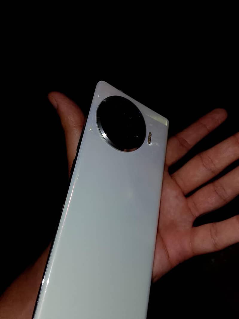Tecno Spark 20 Pro Plus Exch with Google Pixel/ Iphone 3
