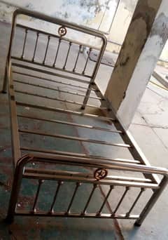 Single Steel Bad. 4