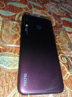 Tecno Spark 4
