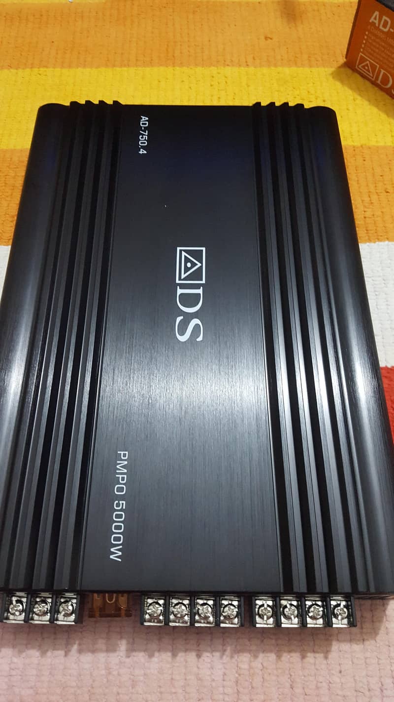 Car 4 channel Amplifier ADS 5000 watts brand New box pack 4