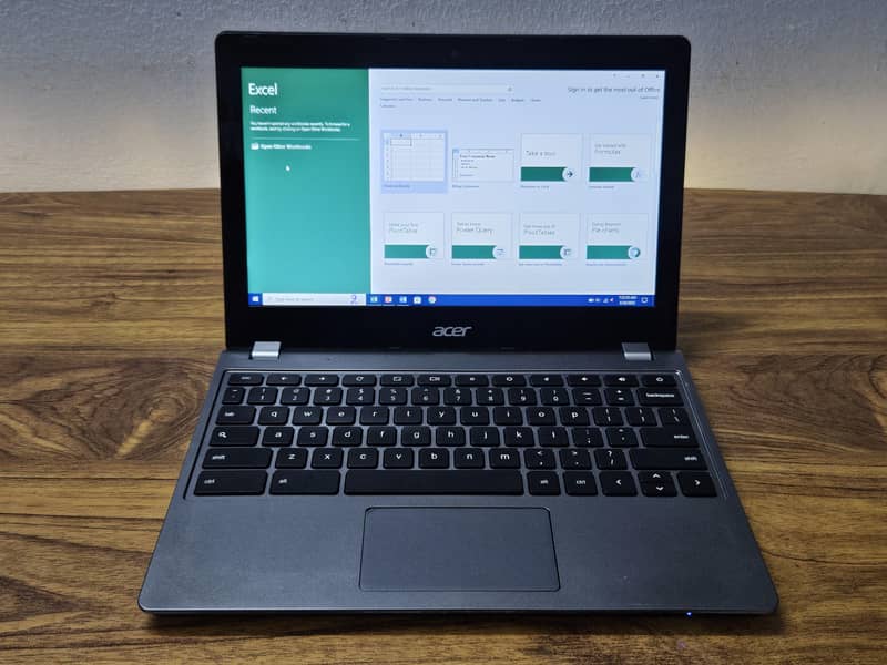Laptop with Windows and Android both 1