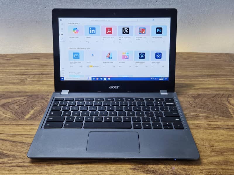 Laptop with Windows and Android both 5