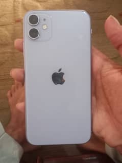 iphone 11 10/10 condition 90 bth 128gb waterpack