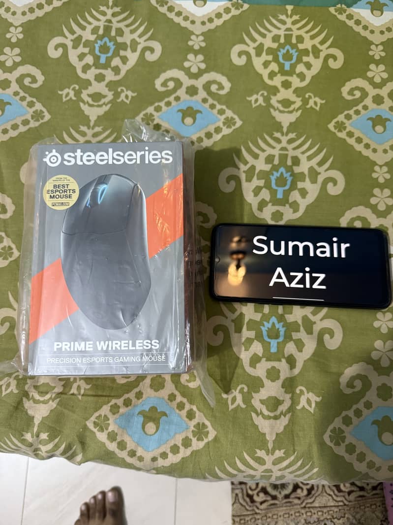Steelseries Prime Wireless Mouse Box Packed 1