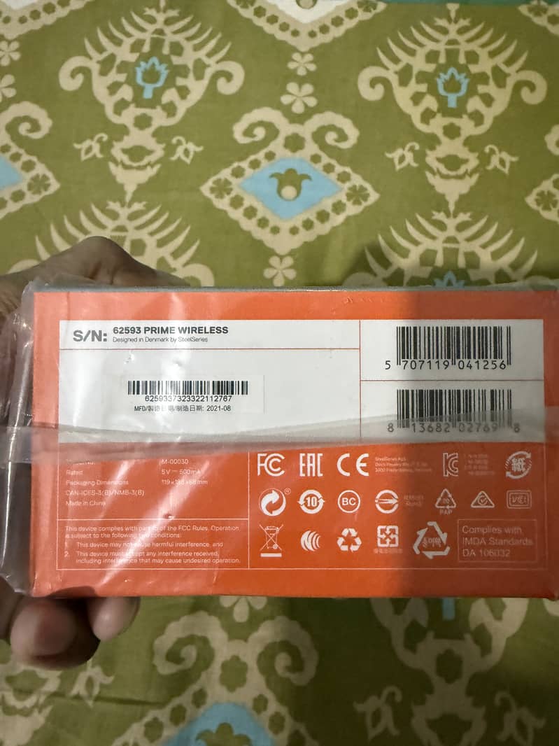 Steelseries Prime Wireless Mouse Box Packed 4