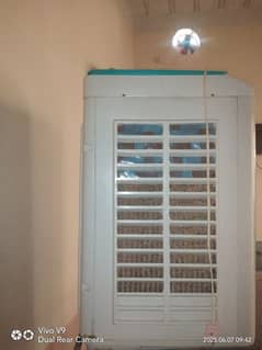 soler and electric  with stand