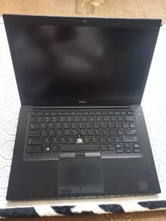 i5-7thGen 8/256ssd 5hrs battery