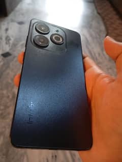 INFINIX SMART 8 ON 40% OFF