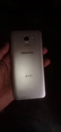 Samsung j6