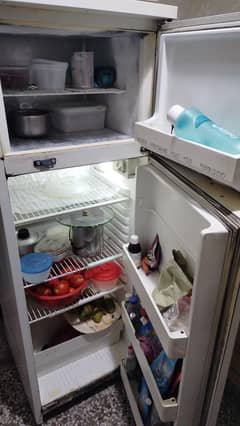 Philips solid fridge