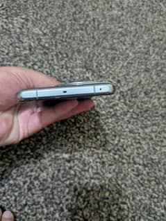 one plus 11.12 . 256 non active condition 10by9.5