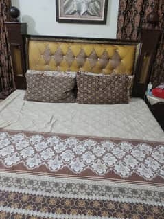 Bed, Side Tables, Dressing