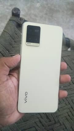 VIVO Y 33T