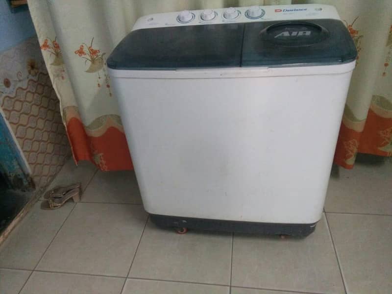 Dowlance double tab semi automatic machine DW-40C2  in good condition 1