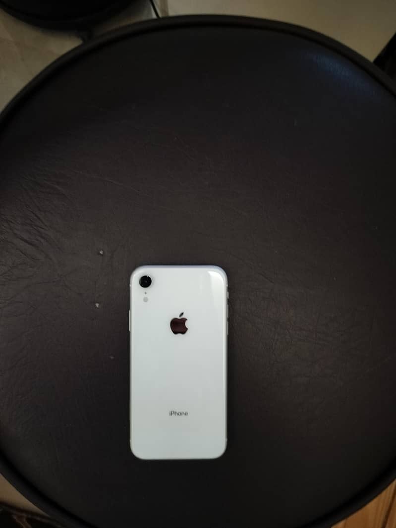 iPhone 11 pro max non pta available exchange possible with other model 4