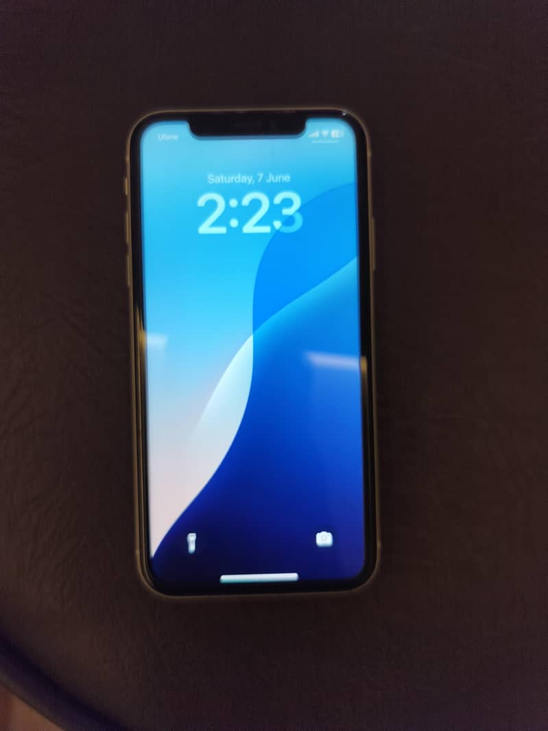 iPhone 11 pro max non pta available exchange possible with other model 5