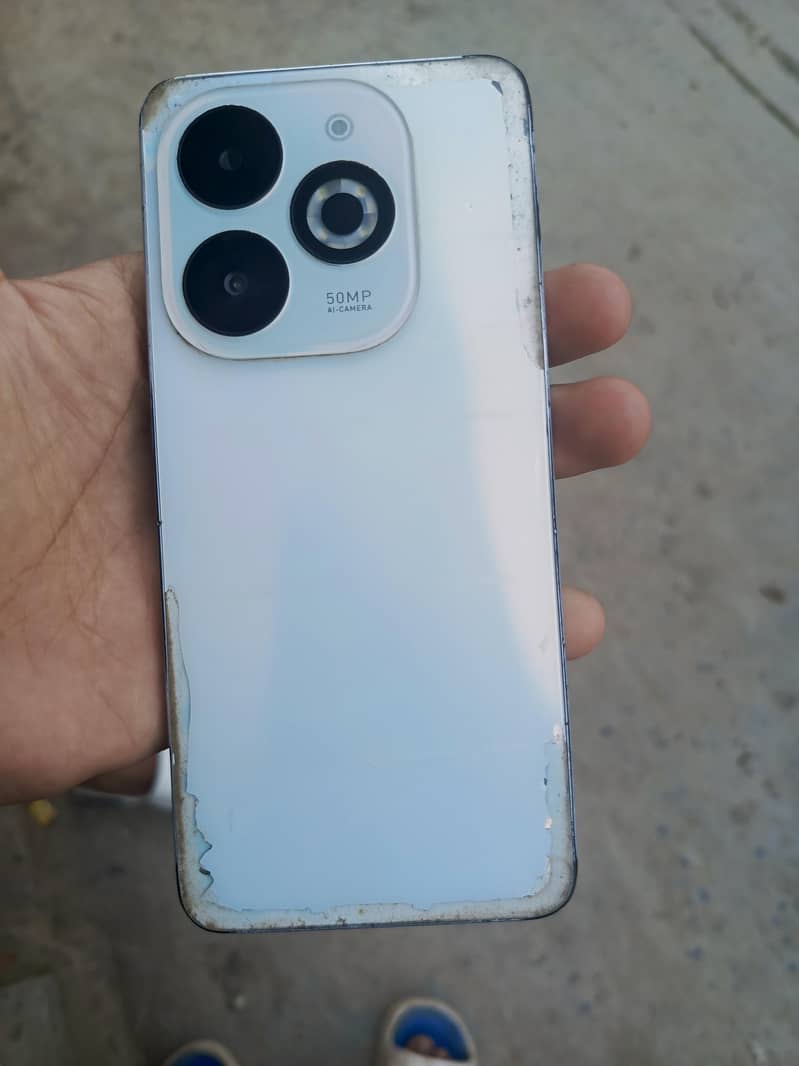 Infinix smart 8 pro 9/10 condition only touch problem sim working 2