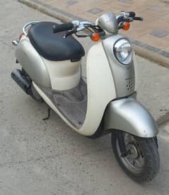 scooty scoty scooter honda