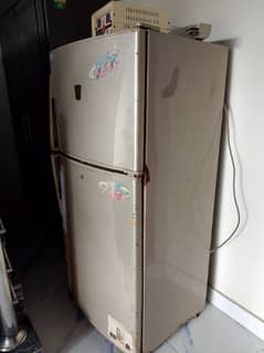 dawlance refrigerator full size signature model with stabiliser