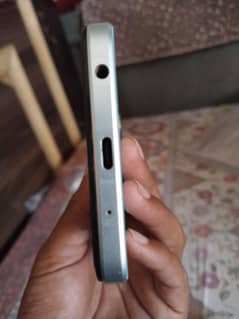 vivo y 18/6/128gb