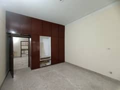 20 Marla House Available For Office, Wearhouse, IT Office, Or Any Activity