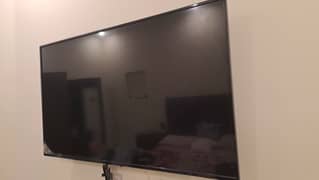 Amazing condition Samsung smart TV with remote