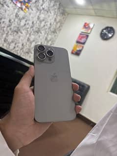 15 pro max approve natural 256 GB