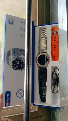 Ronin smart watch in round shape. 03171818227