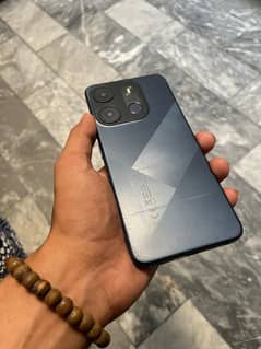 techno spark Go 6 gb (3 gb extanded)ram 64 gb rom