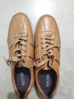 Men casual sneakers Shoes brown color Brand: Reaction Kenneth Cole