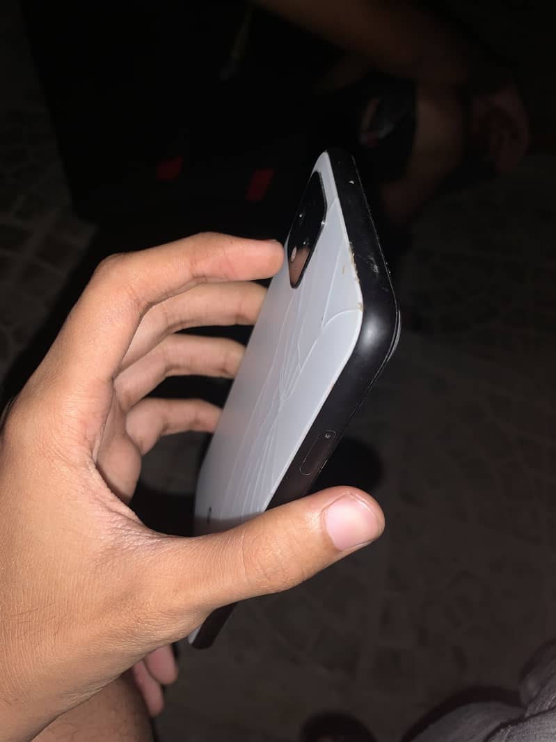 Google Pixel 4xl Exchange with Android Only 5