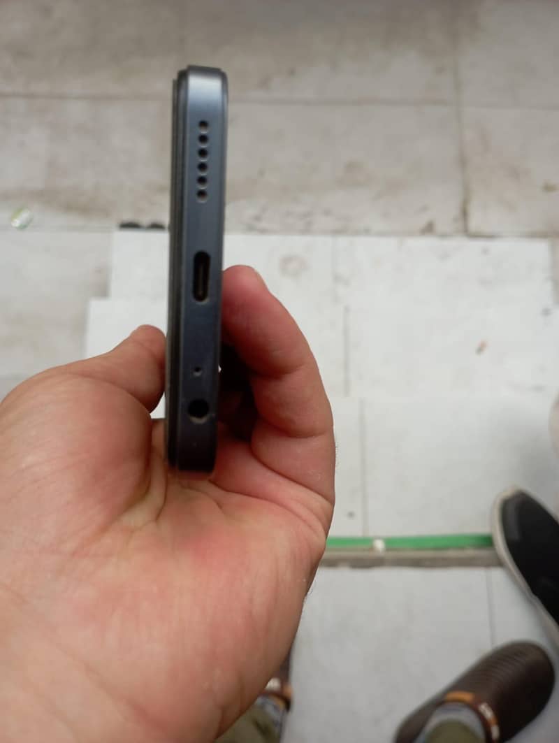 Tecno Spark Go Good Condition 4