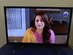 AKIRA LED TV 32 Inches Simple Made In Singapore With Complete Box