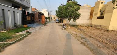 5 Marla Plot for Sale.