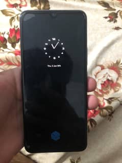V  21 e
