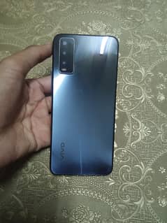 vivo y20 4gb+64gb box charger Sat he exchange possible